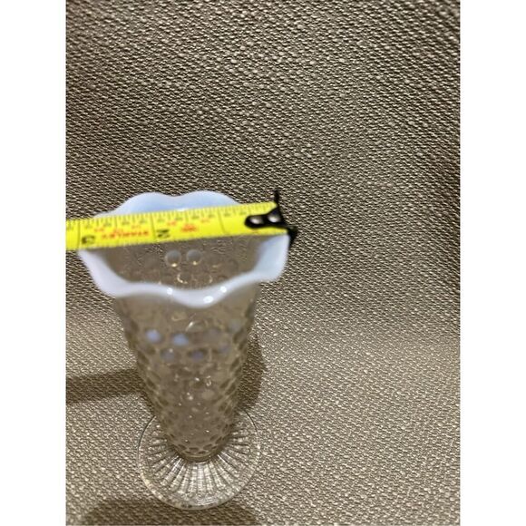 Vintage Anchor Hocking Moonstone Hobnail Glass Vase 5.5" White Opalescent Ruffle - Picture 8 of 8